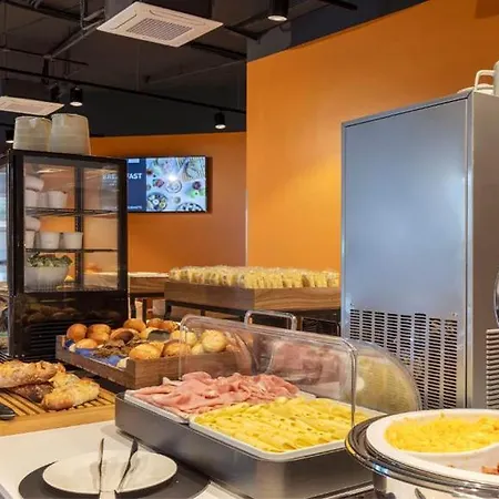 Roma 호텔 포메지아